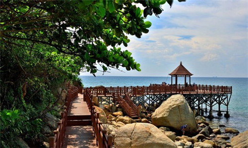 嘿巴适花甲米线